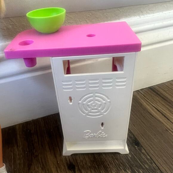 Barbie Careers Playset Blonde Bakery Chef Doll with Oven and Rising Deserts - Picture 2 of 8